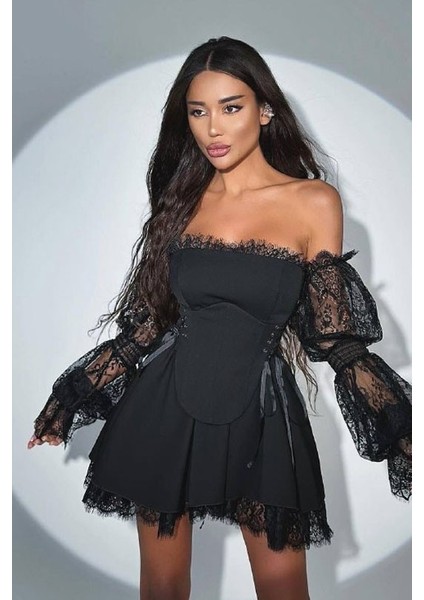 Kadın Likralı Dantel ve Dalgıç Kumaştan Üretilmiş, Gipeli Su Yolu ve Kuşgözü Detaylı Elbise modelleri