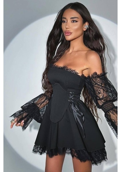 Kadın Likralı Dantel ve Dalgıç Kumaştan Üretilmiş, Gipeli Su Yolu ve Kuşgözü Detaylı Elbise indirimleri