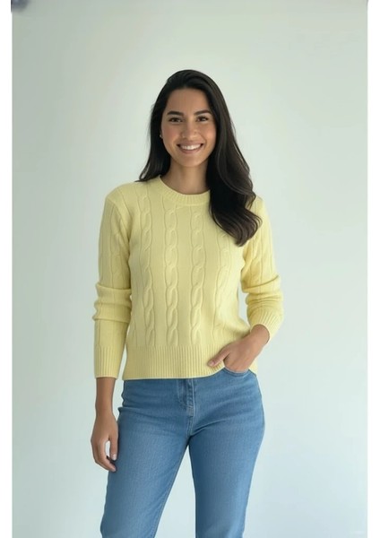 Kadın Saç Örgü Desenli Fit Bisiklet Yaka Yumuşak Triko Kazak" indirimleri