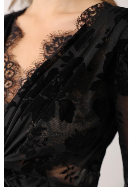 Dantel Detaylı Transparan Bluz modelleri