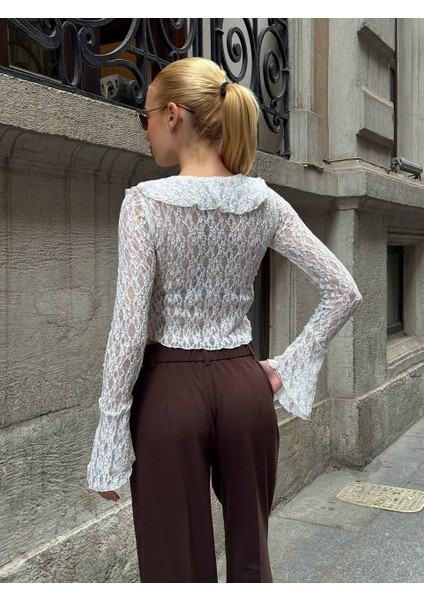 Siyah Dantel Bağlama Detaylı Bluz indirimleri