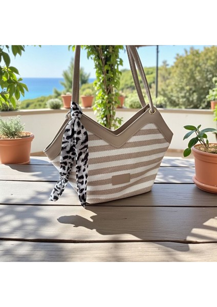 Çizgili Fularlı Kadın Hasır Kol Çanta