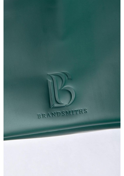 Olive (Zeytin Yeşili) Core Grooming Case fırsatları