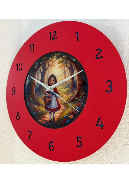 Kişiye Özel Kırmızı Başlıklı Kız Çocuk Odası Duvar Saati | Epoksi Dolgulu | 35 cm modelleri