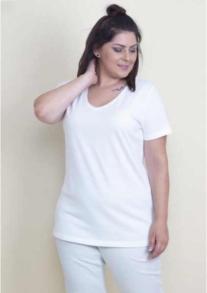 Kadın Büyük Beden Beyaz Pamuklu Kumaş V Yaka Bluz fiyatları