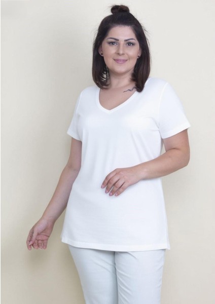 Kadın Büyük Beden Beyaz Pamuklu Kumaş V Yaka Bluz fırsatları