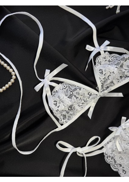 Dantelli Cut Out Kurdele Detaylı Iç Çamaşır Takımı fırsatları