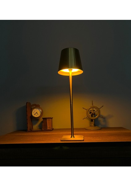 Istanbul Şarjlı Masa Lambası