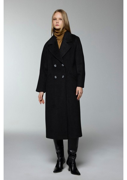 Kruvaze Yaka Cep Detaylı Kaşe Kaban modelleri