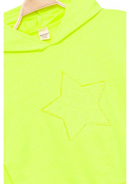 Kız Çocuk Kapşonlu Fosforlu Yeşil Sweatshirt - Yıldız Desenli Yazı Nakışlı Çocuk Sweat modelleri