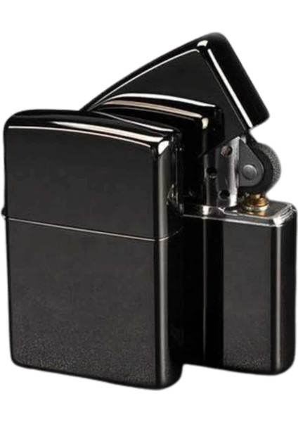 Erkeklere Özel Hediyelik Eşya Zippo Metalik Benzinli Çakmak Doldurulabilir modelleri