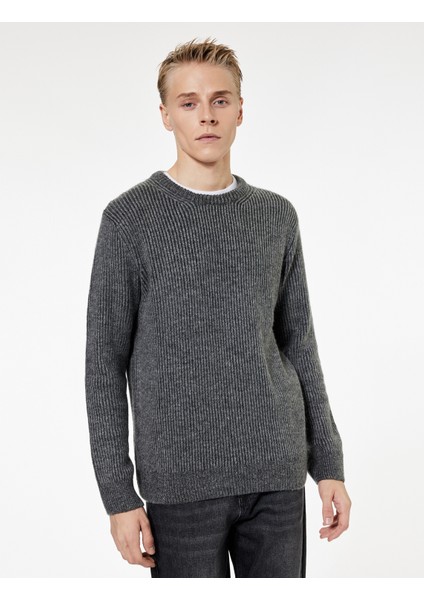 Uzun Kollu Bisiklet Yaka Triko Kazak