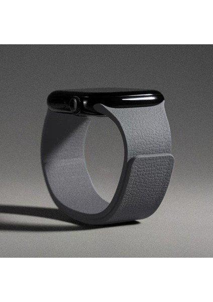 Apple Watch Series 11/10/9/8/7/se/se2/se3/ultra/ultra2/ultra3 Uyumlu 42/44/45/46/49MM Deri Görünümlü Yumuşak Dokulu Manyetik Mıknatıslı Kordon