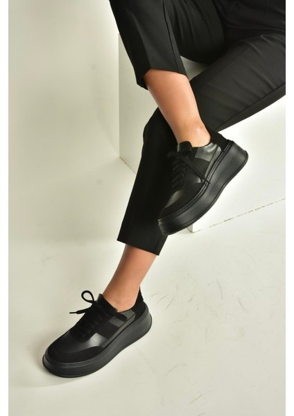 V274949109 Siyah Kalın Tabanlı Spor Ayakkabı Sneakers