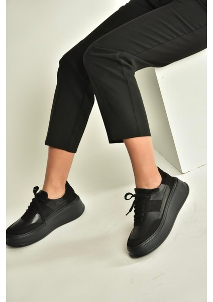 V274949109 Siyah Kalın Tabanlı Spor Ayakkabı Sneakers modelleri