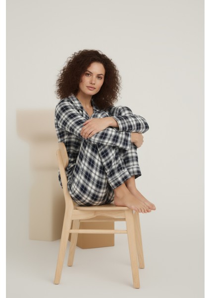 Luxury Viscose Lacivert Ekose Desenli Kadın Uzun Kollu Pijama Takımı – 42576 modelleri