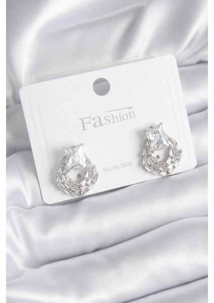 Pirinç Gümüş Renk Zirkon Taşlı Kadın Küpe - TJ-BKP8394