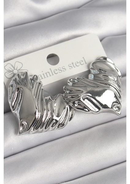 Pirinç Gümüş Renk İşlemeli Kalp Model Kadın Küpe - TJ-BKP10224