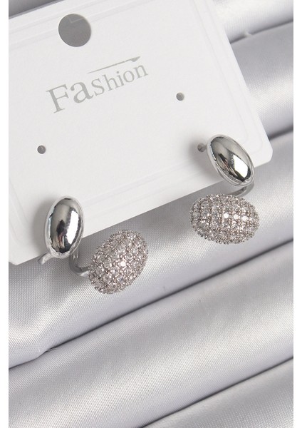 Pirinç Gümüş Renk Zirkon Taşlı Bombeli Model Kadın Küpe - TJ-BKP9753