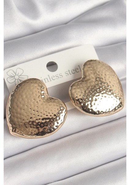 Pirinç Gold Renk İşlemeli Kalp Model Kadın Küpe - TJ-BKP10264