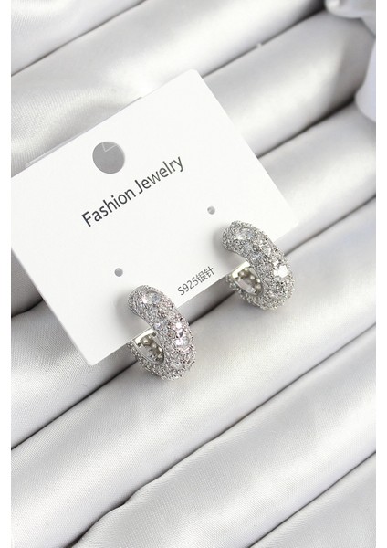 Pirinç Zirkon Taşlı Halka Model Gümüş Renk Kadın Küpe - TJ-BKP10633