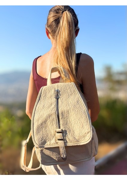 Kadın Sırt Çantası