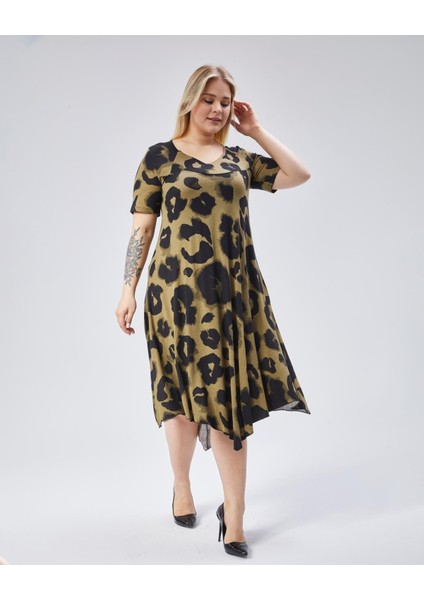 Kadın Büyük Beden Haki, Etek Ucu Asimetrik Kesim, Kısa Kol Viskon Elbise 65N39108