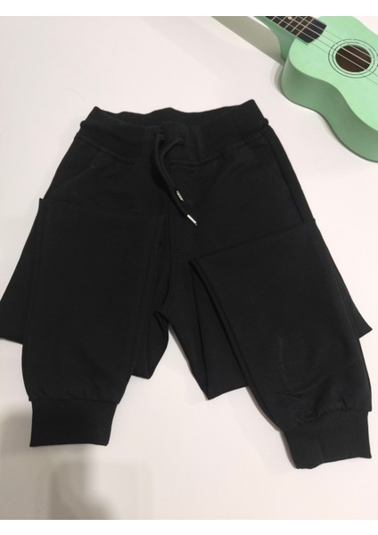 Çocuk Pantolon, Eşofman Okul-Günlük Penye, Rahat, Beli Lastikli ,lastikli Paça (Ribanalı), Bağcıklı modelleri