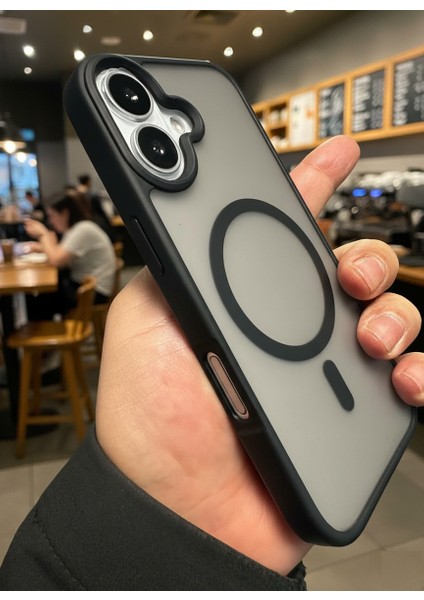iPhone 17 Kılıf Kamera Çıkıntılı Magsafe Şarj Destekli Yumuşak Kenarlı Mat Kapak