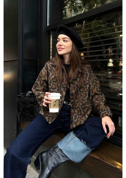Leopar Desen Kısa Kaşe Ceket- Siyah