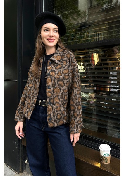 Leopar Desen Kısa Kaşe Ceket- Siyah fırsatları