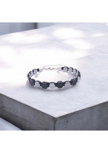 Zirkon Taşlı Ayarlanabilir Hematit Çelik Bileklik 9592B16D1 fiyatları