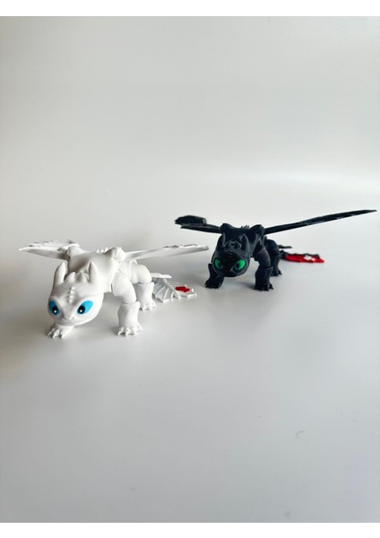Dişsiz (Toothless) Ejderhanı Nasıl Eğitirsin? Gecenin ve Işığın Öfkesi Figür(2'li) - 20 cm fiyatları
