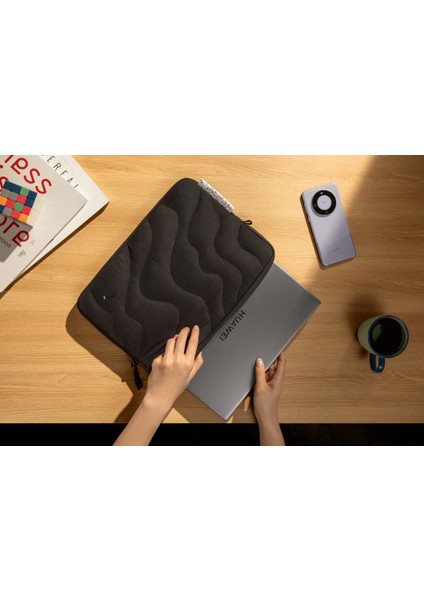 Terra Serisi 15" Siyah Notebook Kılıfı - A27E3D1