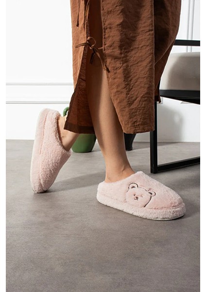 Lucy Ayıcık Nakışlı Kadın Yumuşak Peluş Içi Tüylü Çeyiz Bohça Gelin Ev Terliği fiyatları