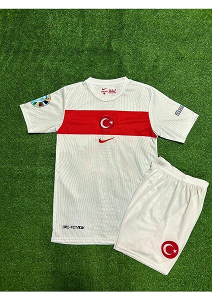 Türkiye Euro 2024 Yunus Akgün Iç Saha Çocuk Forması (Beyaz) fiyatları