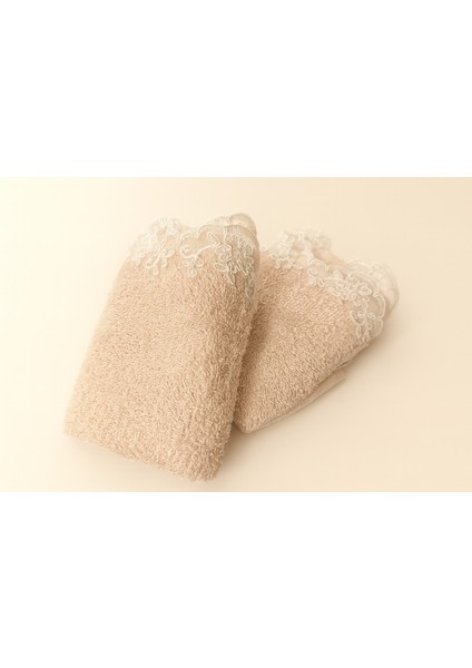 30*50 %100 Pamuk Dantel Işlemeli Bej Havlu