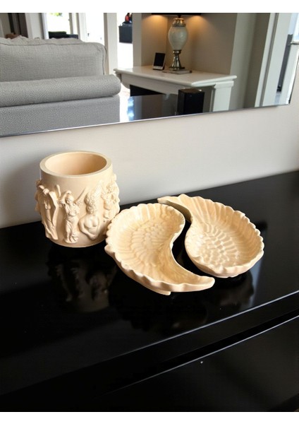 Siyah Melek Figürlü 3’lü Dekoratif Takım – Kanat Tabaklı Vazo Seti, Modern ve Zarif Masa Üstü Aksesuar, Kalemlik Veya Fırçalık Kullanımı modelleri