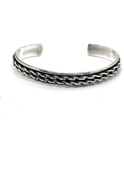 Gümüş Dalgalar Bilezik Koleksiyonu