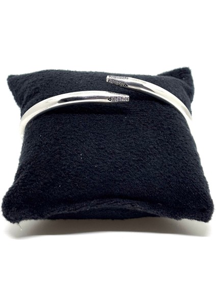 Taşlı Kalem Uçlu Kadın Bilezik