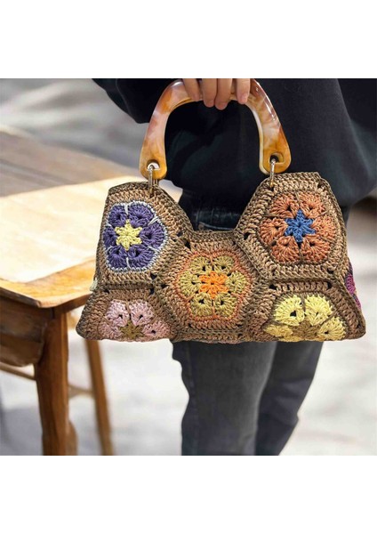 Çiçek Tasarımlı Pürüzsüz Tutuş Işlemeli Hasır Çanta