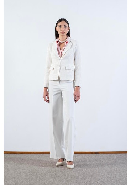 Saldana Klasik Yaka Cep Kapaklı Ceket Krem