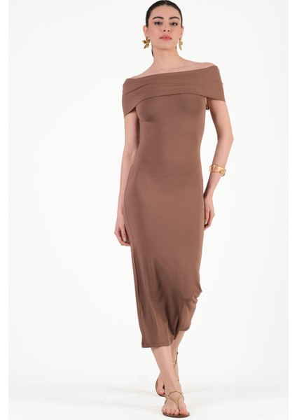 Delciso Kayık Yaka Omuzları Açık Elbse Sütlü Kahve fiyatları