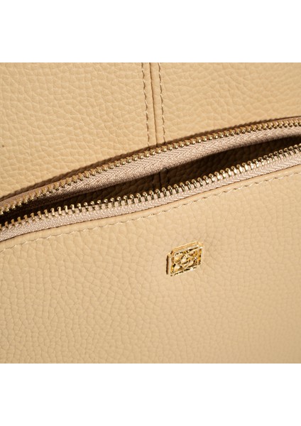 Kadın Bej Sırt Çantası modelleri