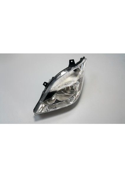 Mercedes Sprinter W906 2006-2012 Motorlu Ön Far Sağ modelleri