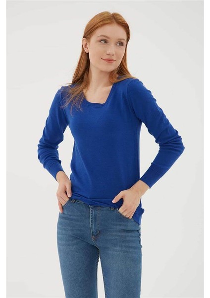 U Yaka Kazak Saks fırsatları