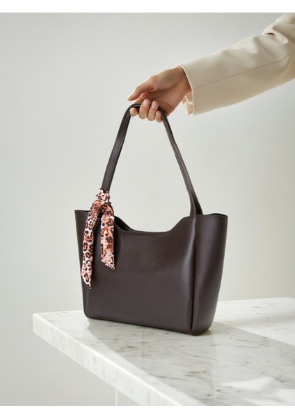 Lumi Kadın Fular Hediyeli Fermuarlı Mıknatıs Kapamalı Shopper El ve Omuz Çantası modelleri