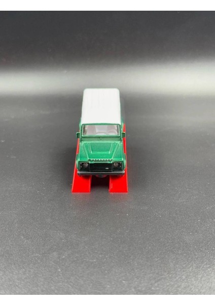 1:64 Ölçek Araba Rampası - Kırmızı modelleri