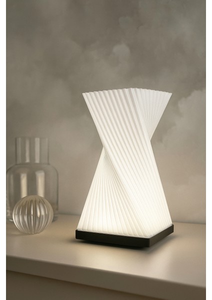 LED Işıklı Masa Lambası – Dekoratif Modern Abajur Gece Lambası | Ev & Ofis Ortam Aydınlatma modelleri