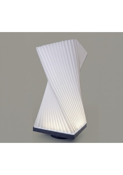 LED Işıklı Masa Lambası – Dekoratif Modern Abajur Gece Lambası | Ev & Ofis Ortam Aydınlatma